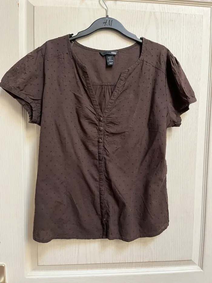 Blouse marron avec motif ton sur ton -Taille42/ 44 -HM