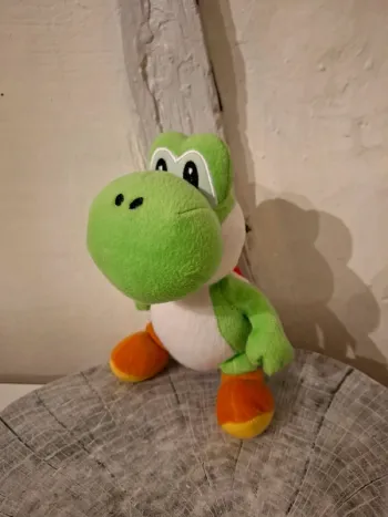 Peluche Yoshi - Super Mario 2010