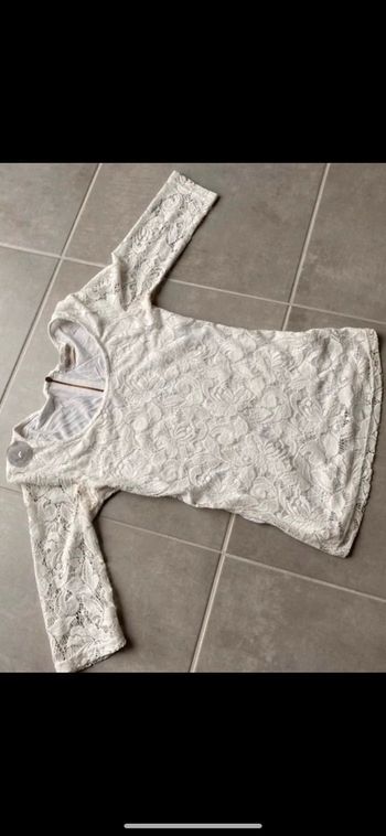 Pull fin en dentelle manches 3/4 Taille M