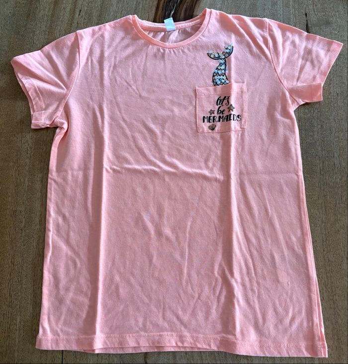 T-shirt - photo numéro 1