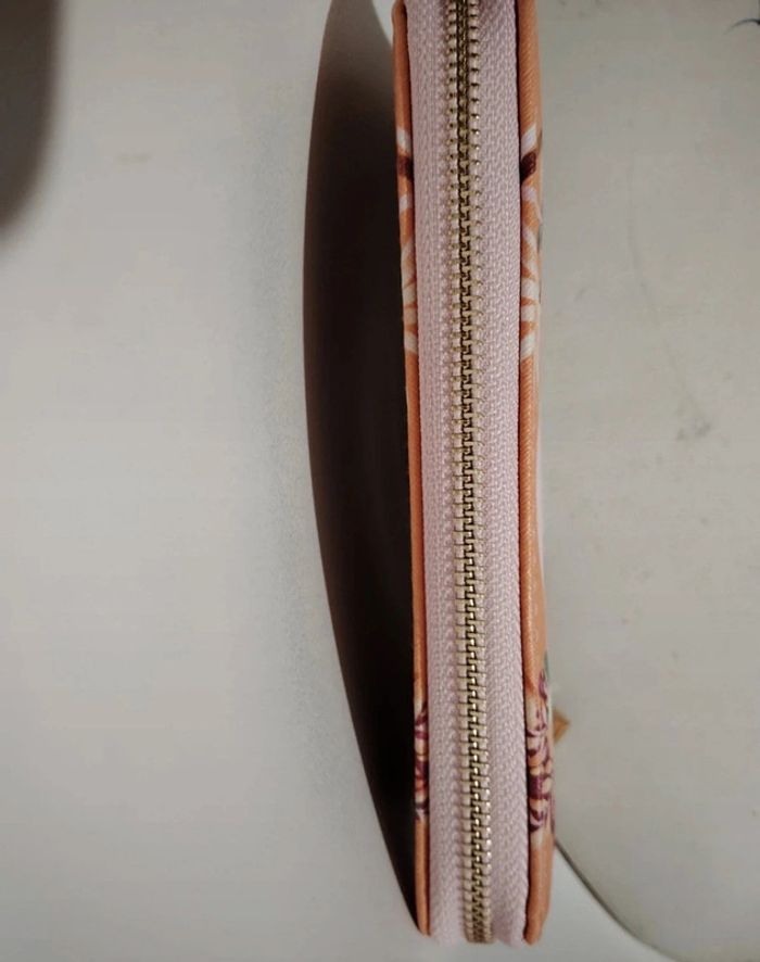 Porte feuille Art& Kraft jamais utilisé - photo numéro 7