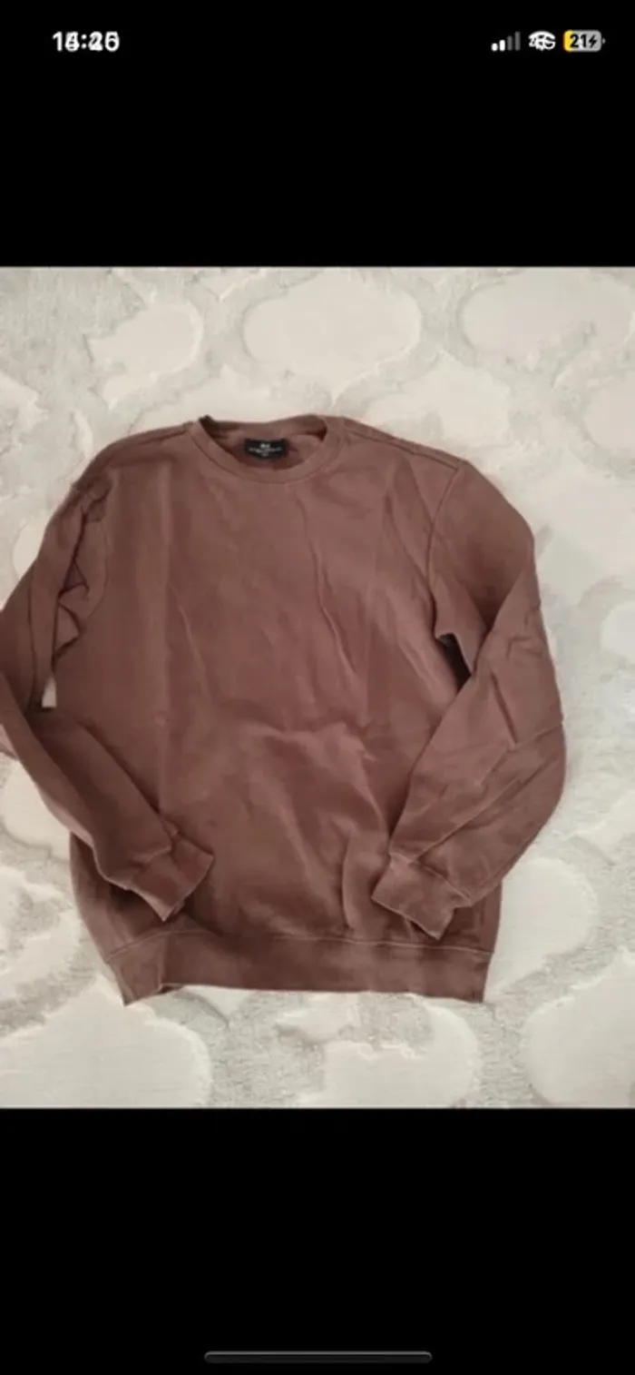 Lot de 5 pulls taille M et s taille un peu grand convient au M - photo numéro 13