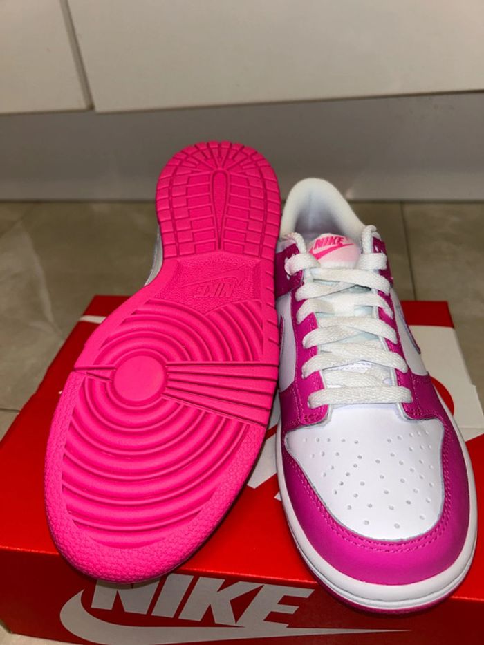 Dunk low Fuchsia Laser - photo numéro 6