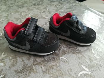 Baskets Nike 19,5 garçon