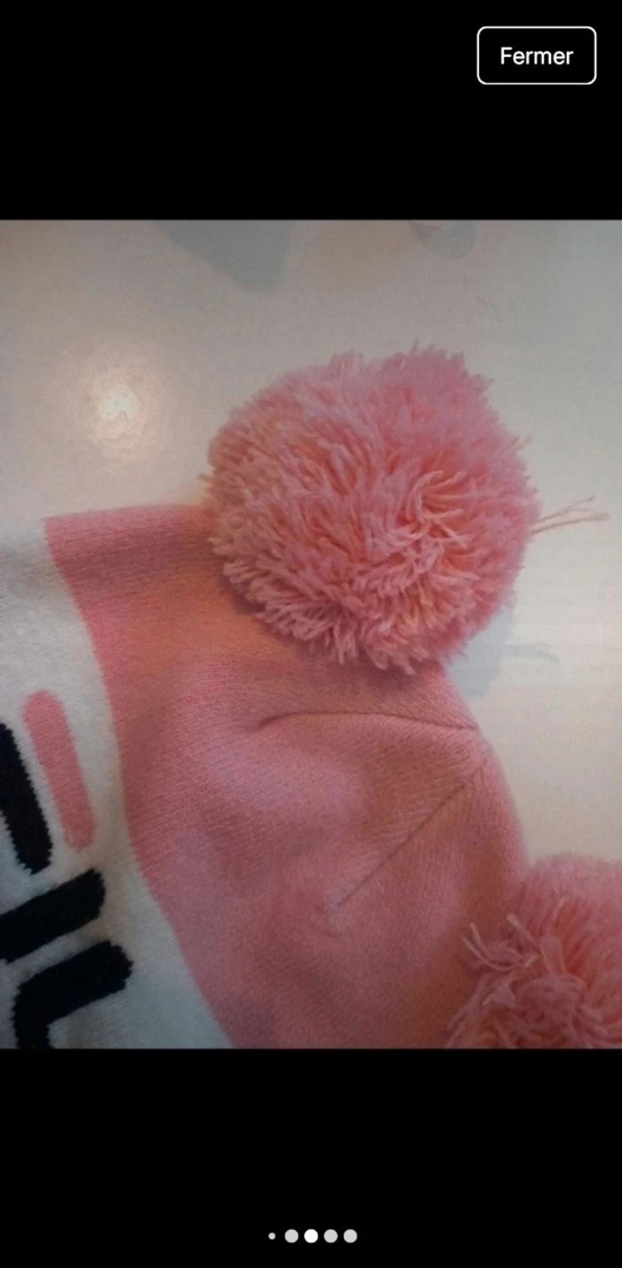 Bonnet Fila avec un design original tricolore - photo numéro 4