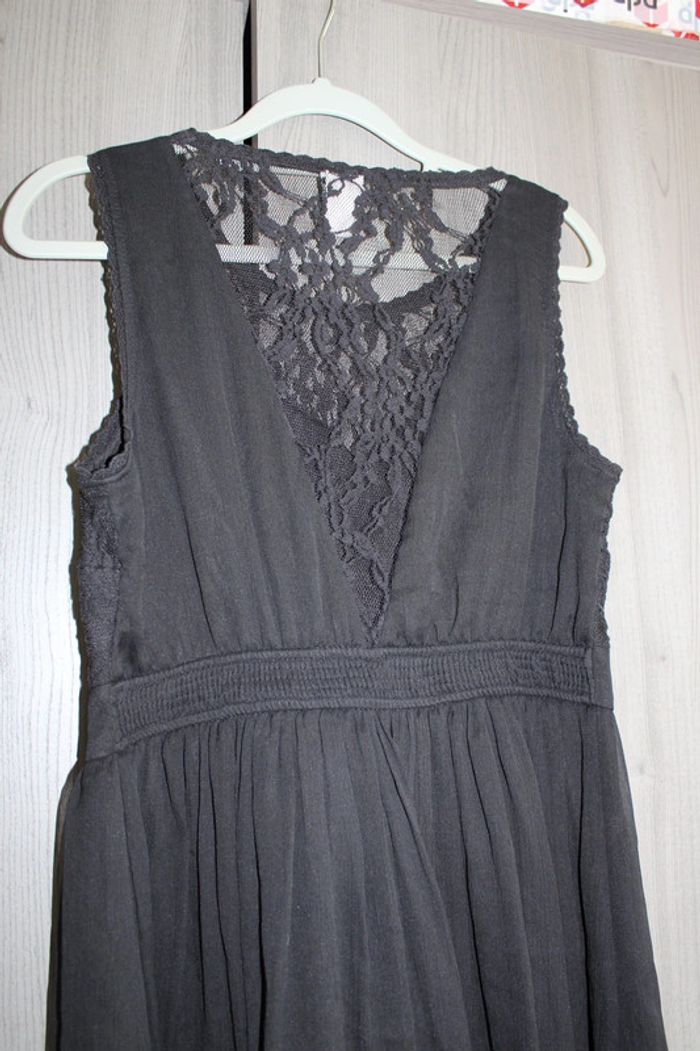 Robe  en dentelle noire - photo numéro 5