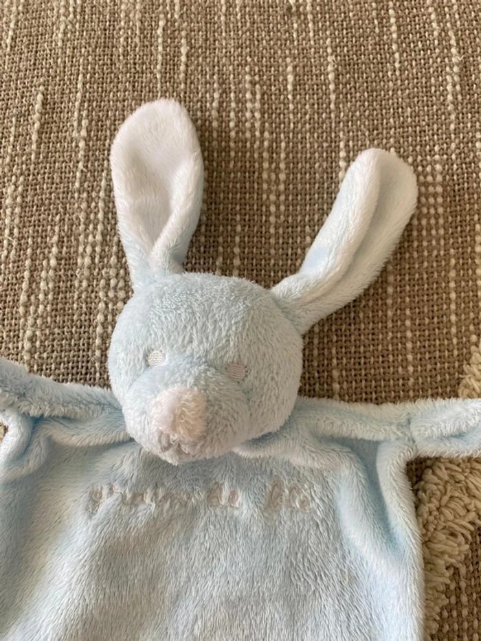 Peluche doudou plat 25cm grain de blé lapin bleu clair très bon état - photo numéro 3