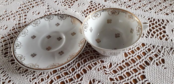 Service à café porcelaine - photo numéro 2