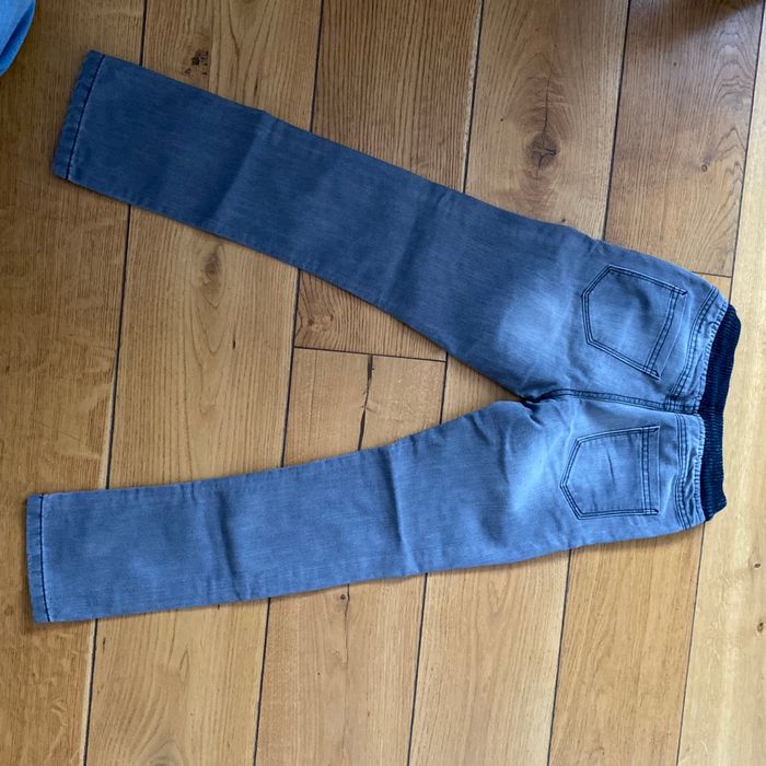 Jeans neuf - photo numéro 3