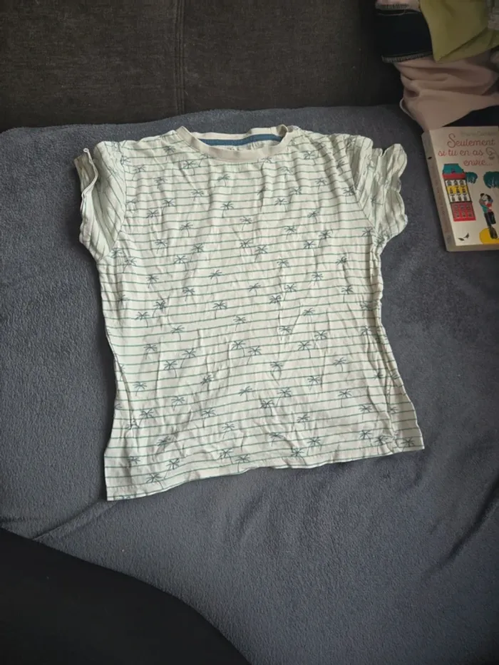 T-shirt taille 10 ans