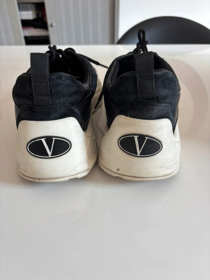 Valentino Garavani Gumboy – Baskets noires cuir de veau taille 45 - photo numéro 6