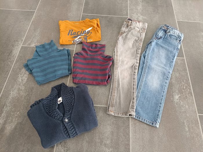 Lot de vêtements 5 ans - photo numéro 2