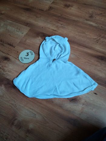 Poncho à capuche