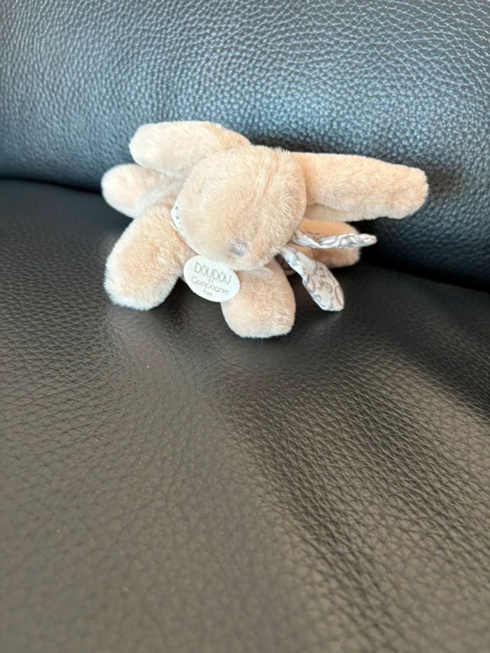 Peluche doudou et compagnie neuve