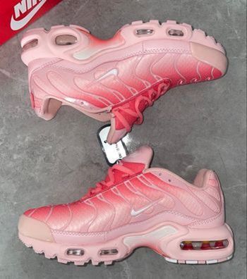 Nike TN rose Atlanta 42