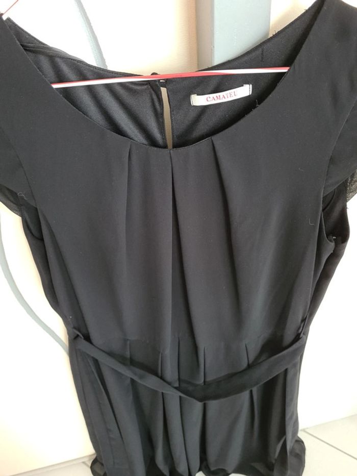 Robe noire camaieu 44 - photo numéro 3