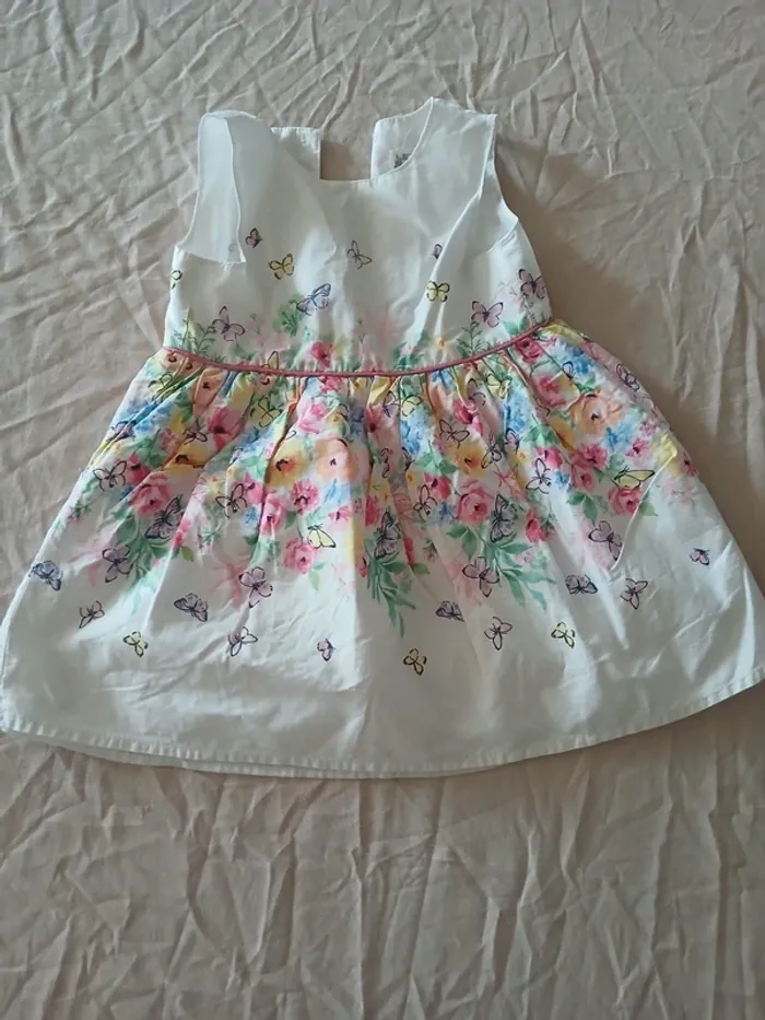 Robe manche courte 9-12 mois - photo numéro 2