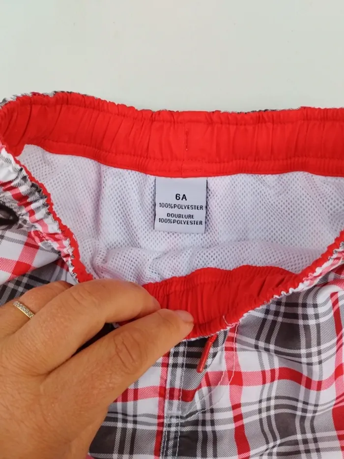 Short de bain 6 ans - photo numéro 2