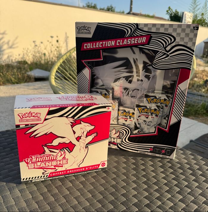 Lot Pokémon ev10.5 flamme blanche etb + coffret classeur flamme blanche