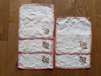 Lot de 5 serviettes de table brodées