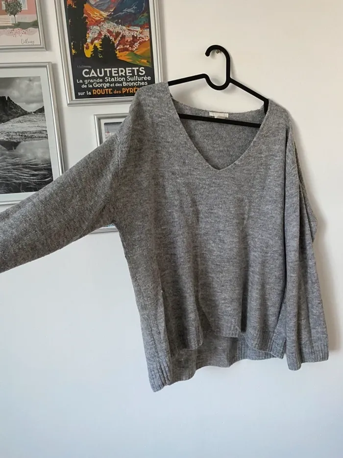 Pull gris - photo numéro 2