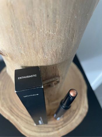 Ombre à paupières Enthusiastic Younique