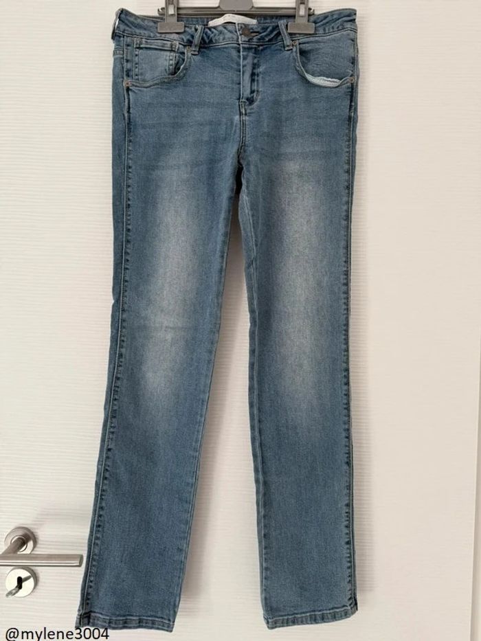 Jean slim skinny droit bleu clair brut uni basique simple