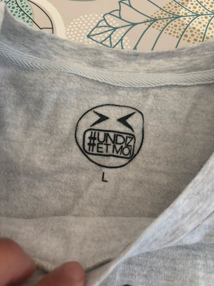 Pull Licorne taille L - photo numéro 3