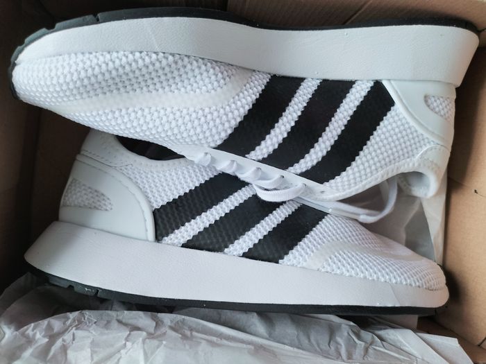 Adidas neuf - photo numéro 3