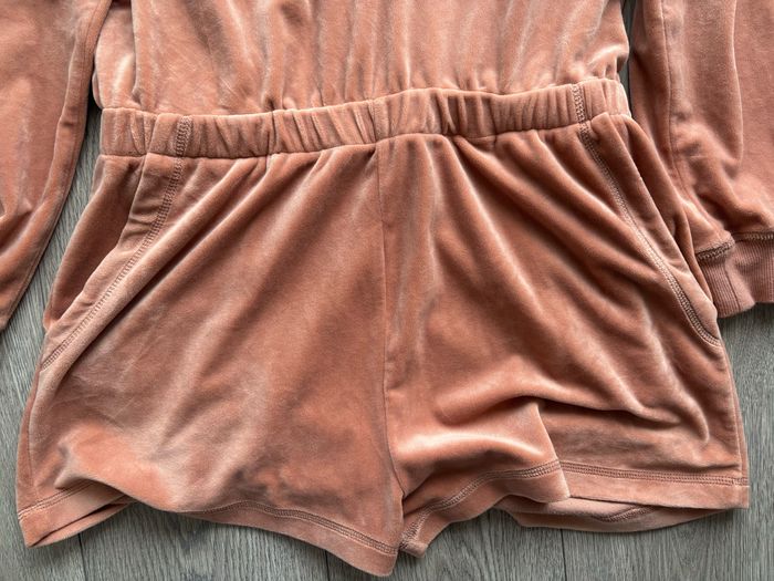 Combishort pyjama velours à capuche - photo numéro 4