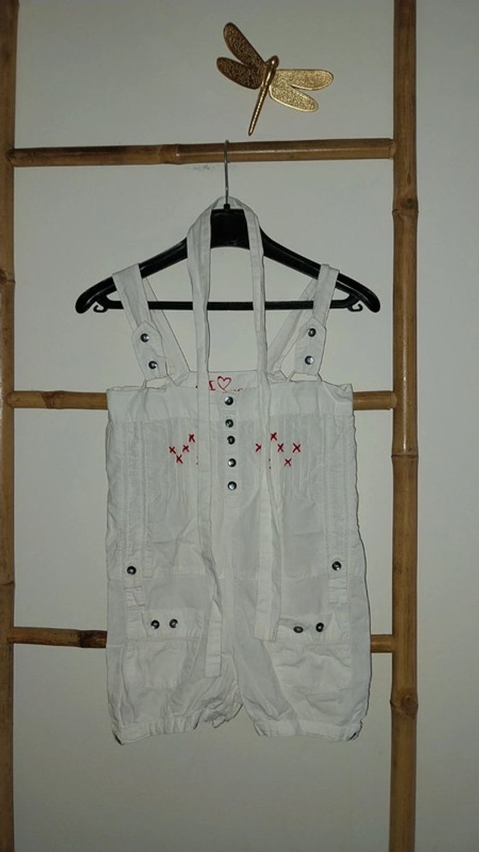 Combishort/ Salopette Creeks blanche état neuf Taille 4 ans - photo numéro 2