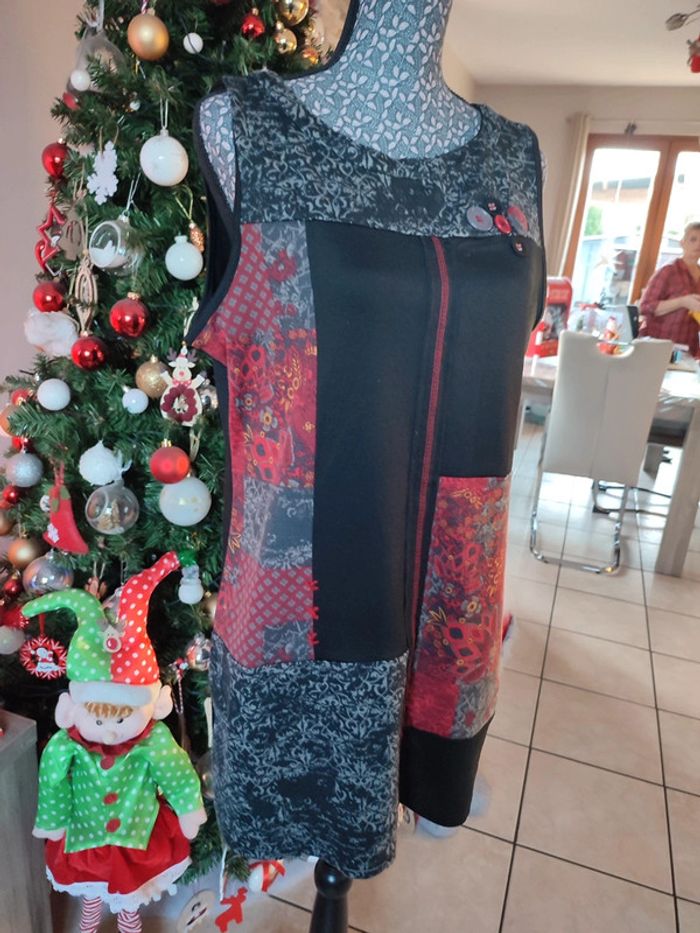 Robe noire - photo numéro 4