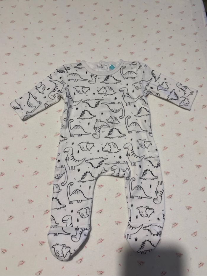 Lot pyjamas - photo numéro 3