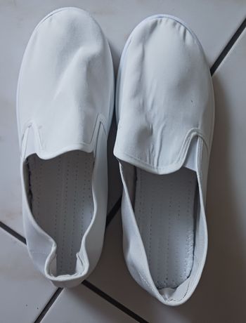 Chaussures toile blanche
