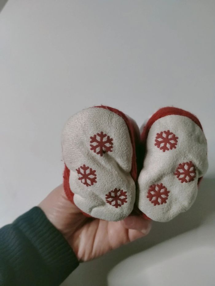 Chaussons Bébé "Mon Premier Noël" - photo numéro 5