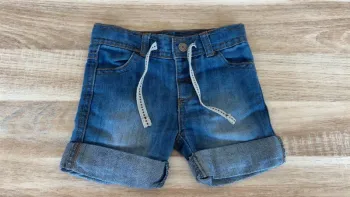 Short 12 mois