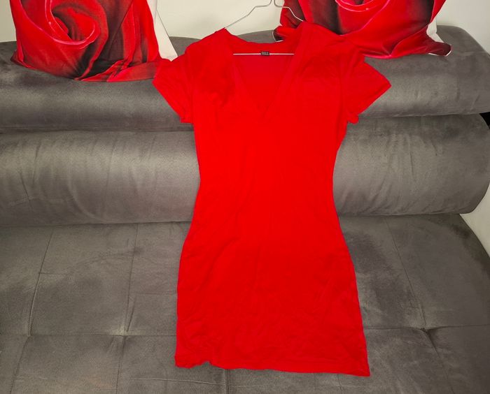 Robe rouge - photo numéro 2