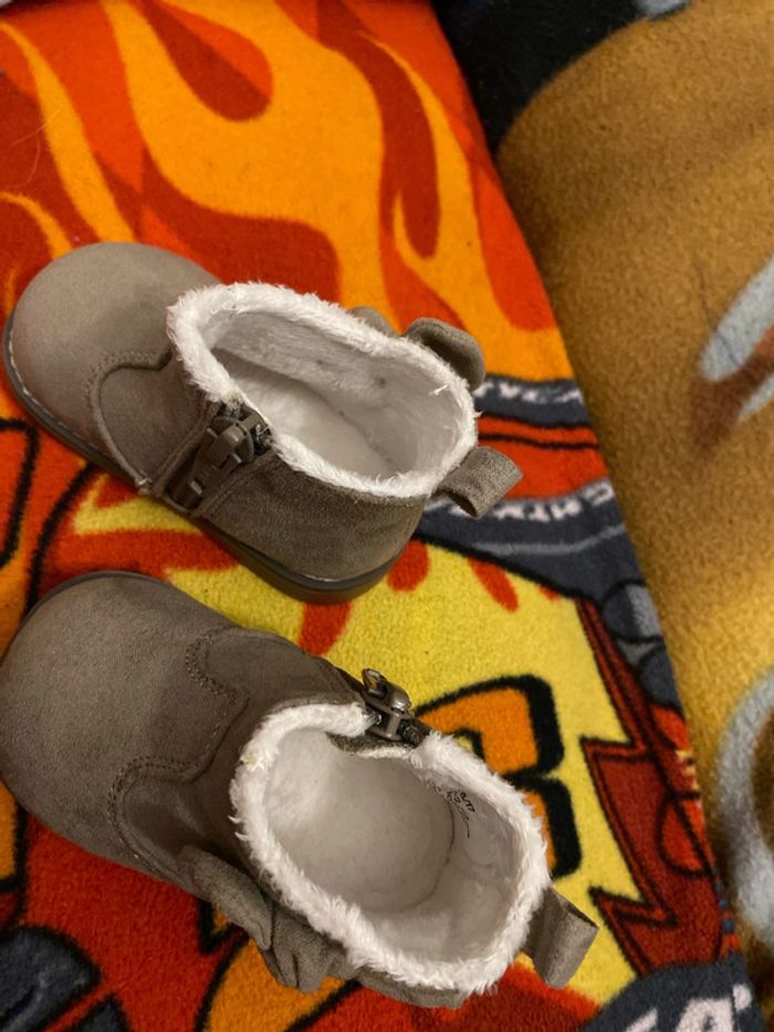 Botine taille 16/17 - photo numéro 3