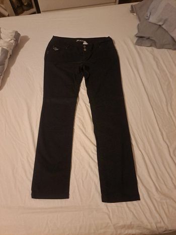 Pantalon noir taille 44