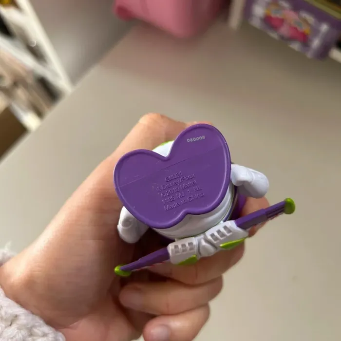 Figurine disney alien toy story buzz l'éclair - photo numéro 3
