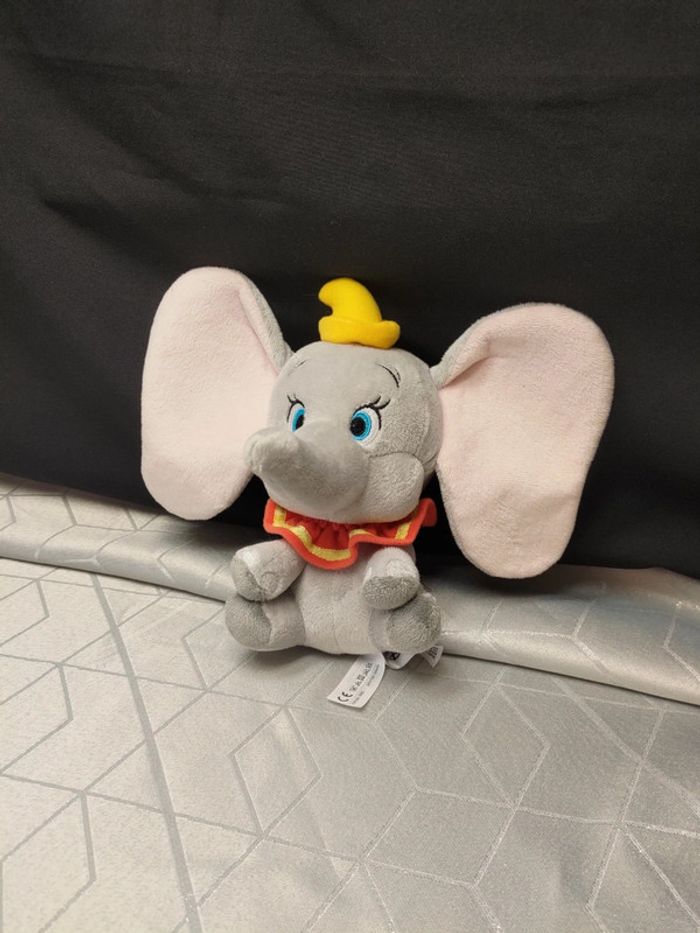 Peluche Dumbo officielle - Disney