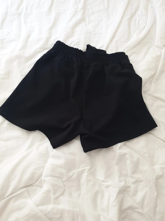 Short noir taille s - photo numéro 4