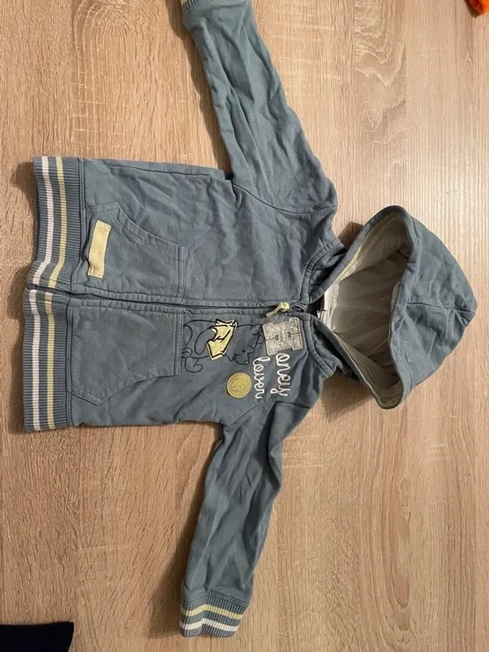 3 Gilet 23 mois - photo numéro 3