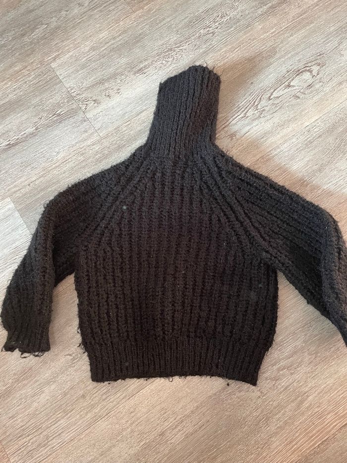 Pull col roulé grosses mailles