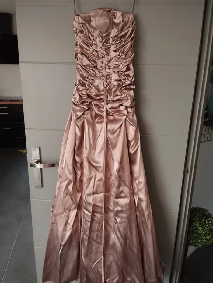 Robe femme de soirée - photo numéro 2