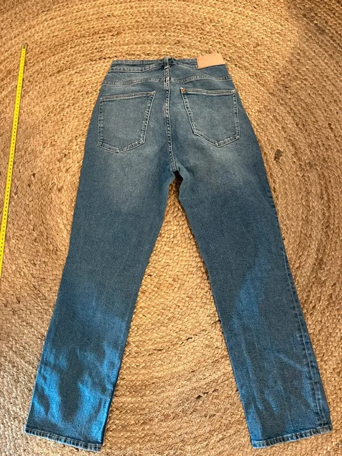 Jean H&M taille 36 - photo numéro 4