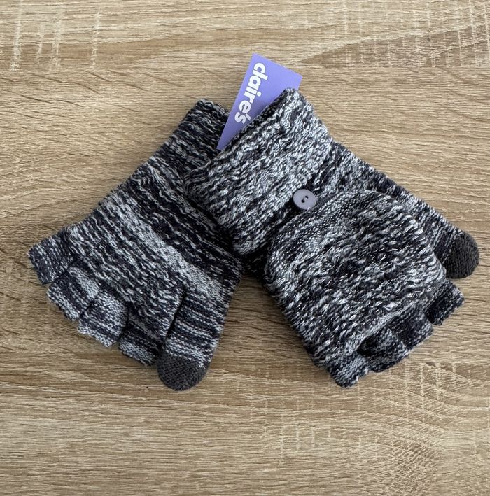 Gants moufles gris mouchetés noirs neuf Claire's