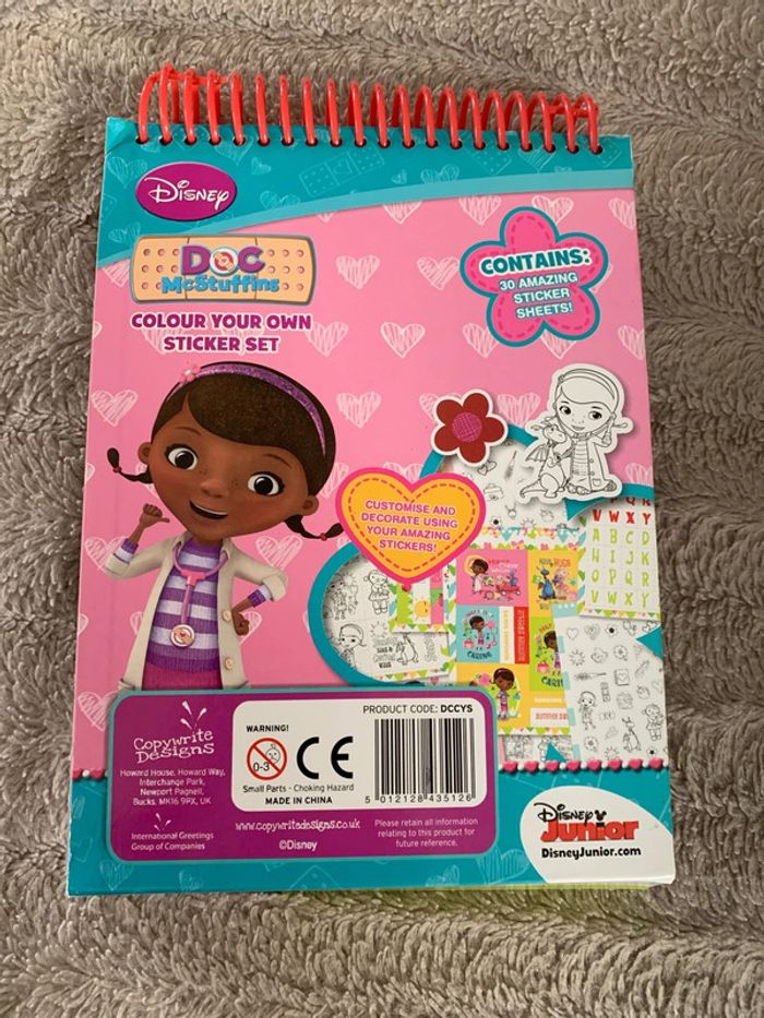 Livre Docteur la Peluche 30 pages autocollants Disney Neuf - photo numéro 12