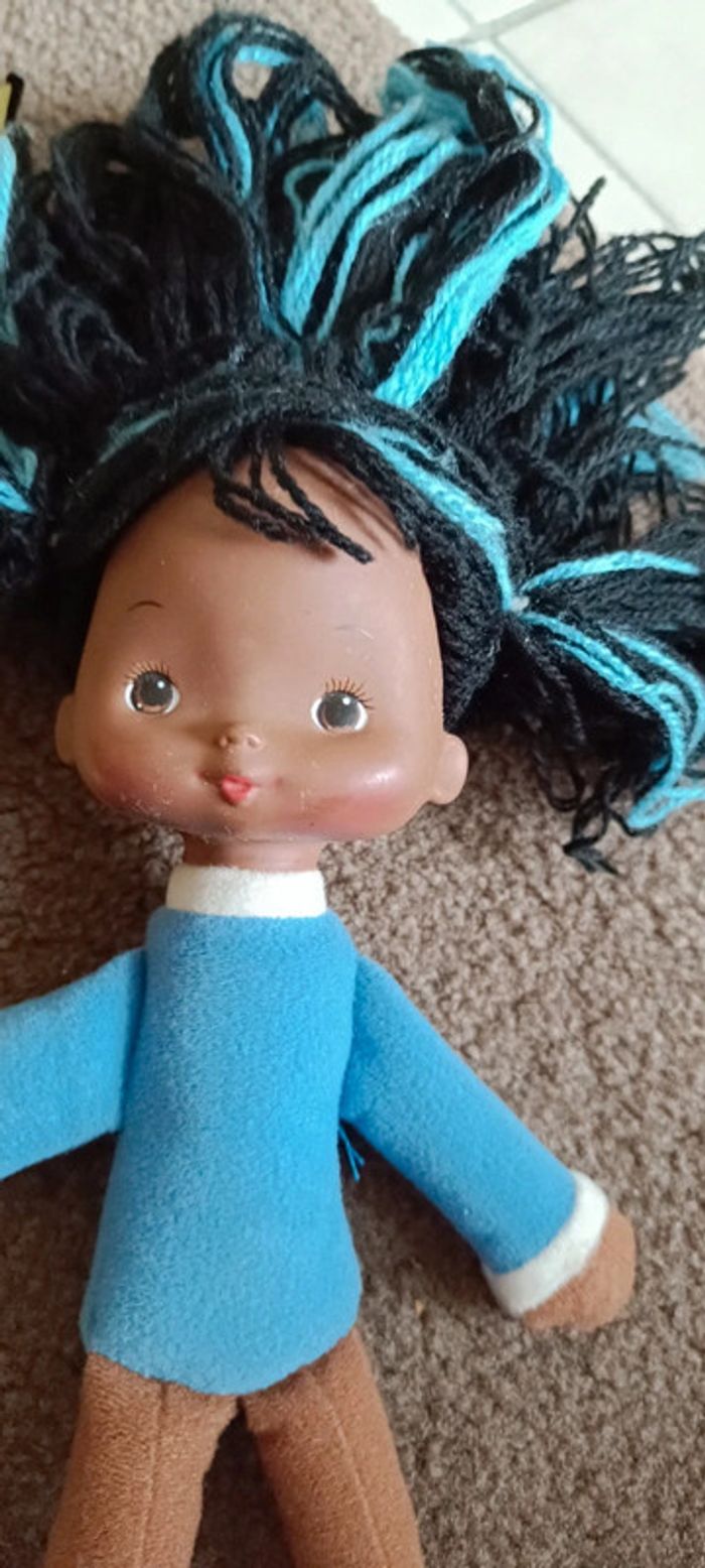 Poupée arc en ciel noire - photo numéro 3