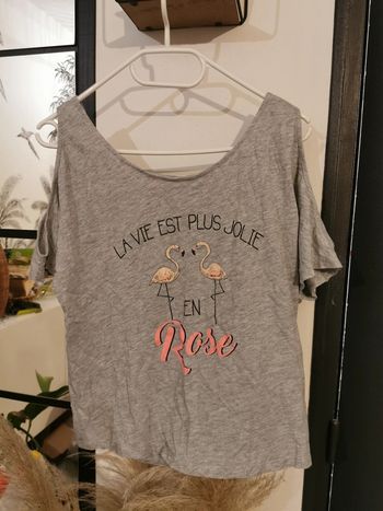 Tee shirt manche dénudé taille M